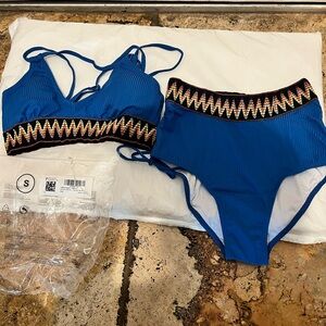 Blue Zigzag Trim Bikini Set